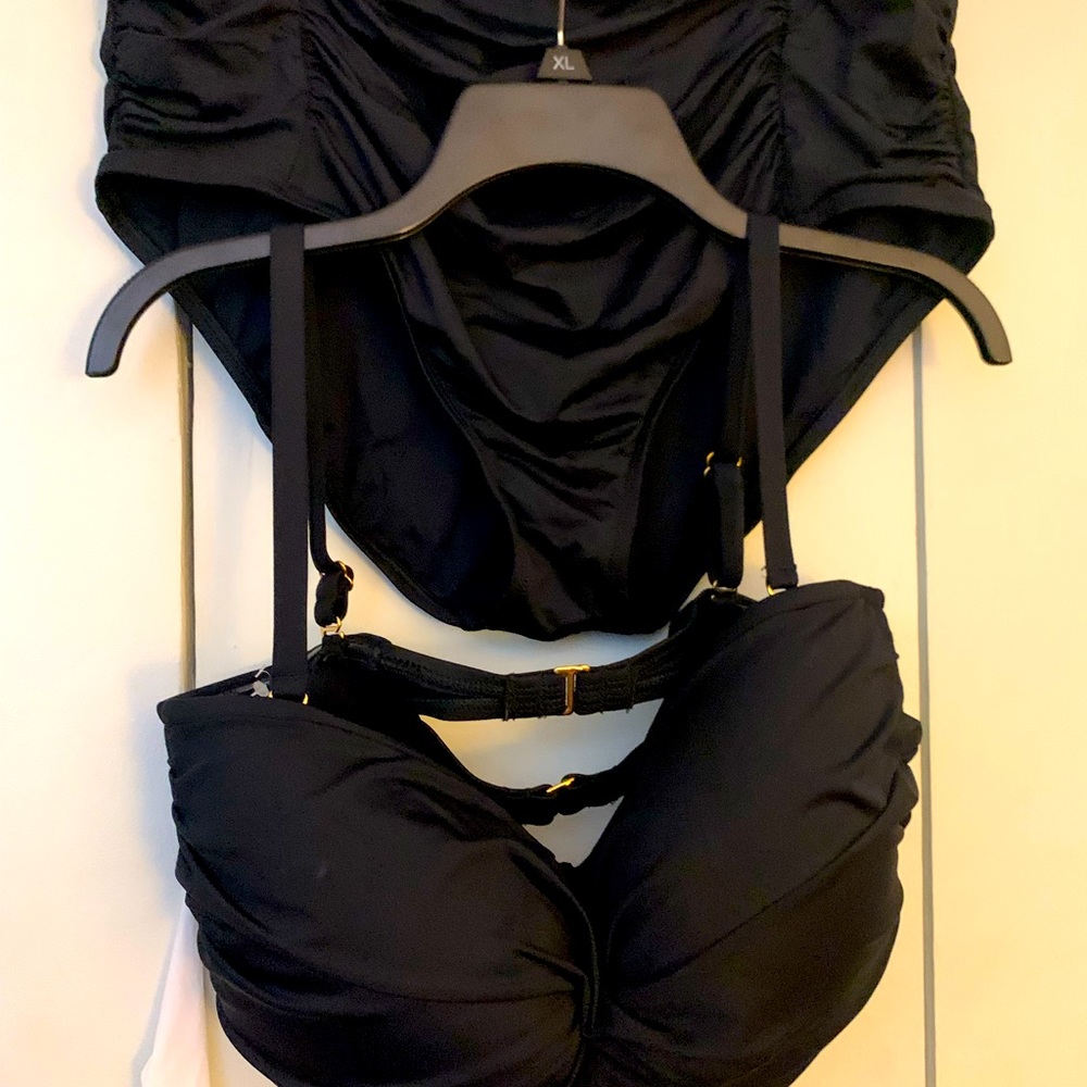 La Blanca High Waist bikini w Halter Bra w straps
